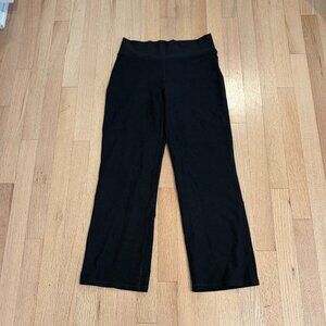Vuori Daily Flare Pants Black Size Small Excellent Condition